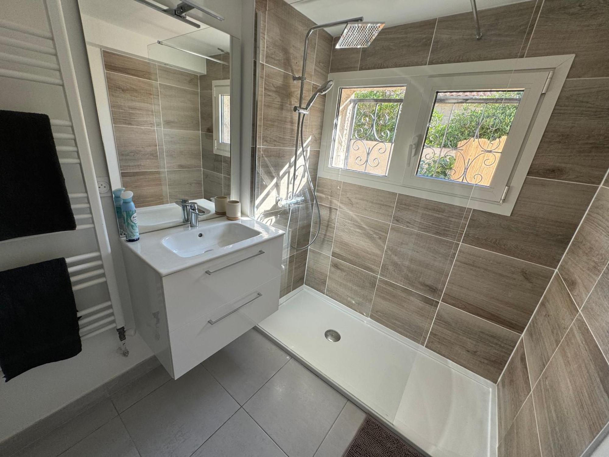 Nouveau Appartement Perols Renove En 2024 ภายนอก รูปภาพ